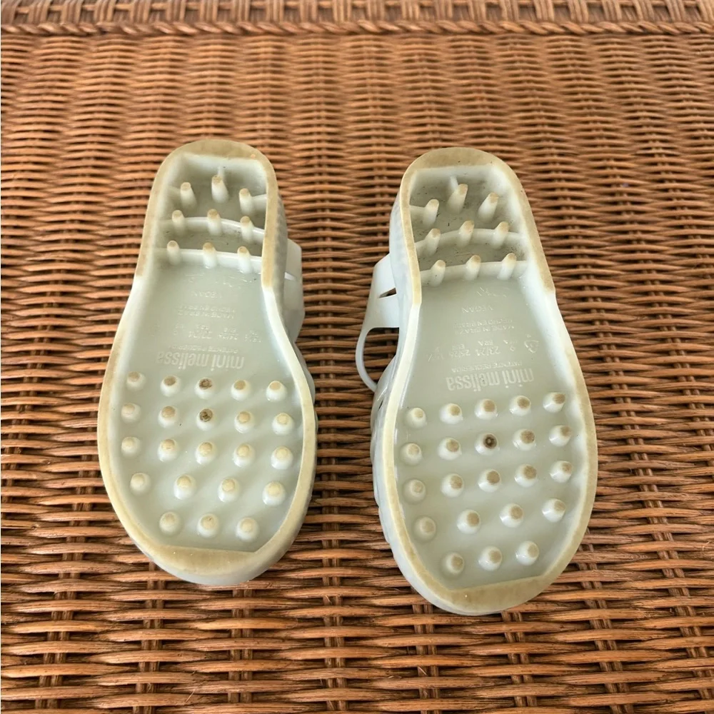 Mini Melissa super cute